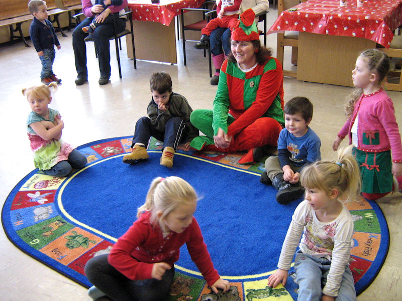 RPL Childrens Story Time Christmas 2013